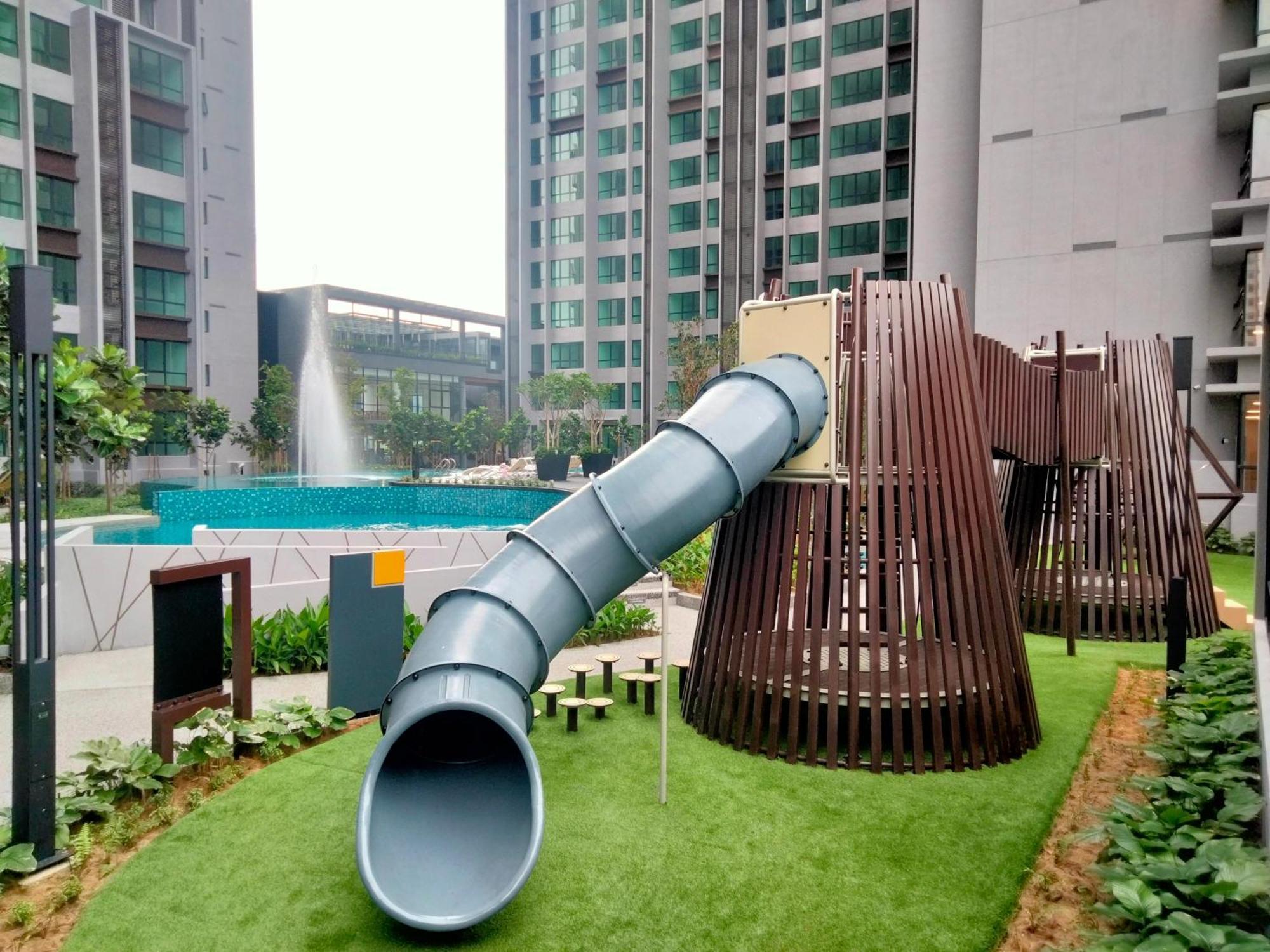 Aparthotel Bangsar South Botanical I Bed & Pillow
