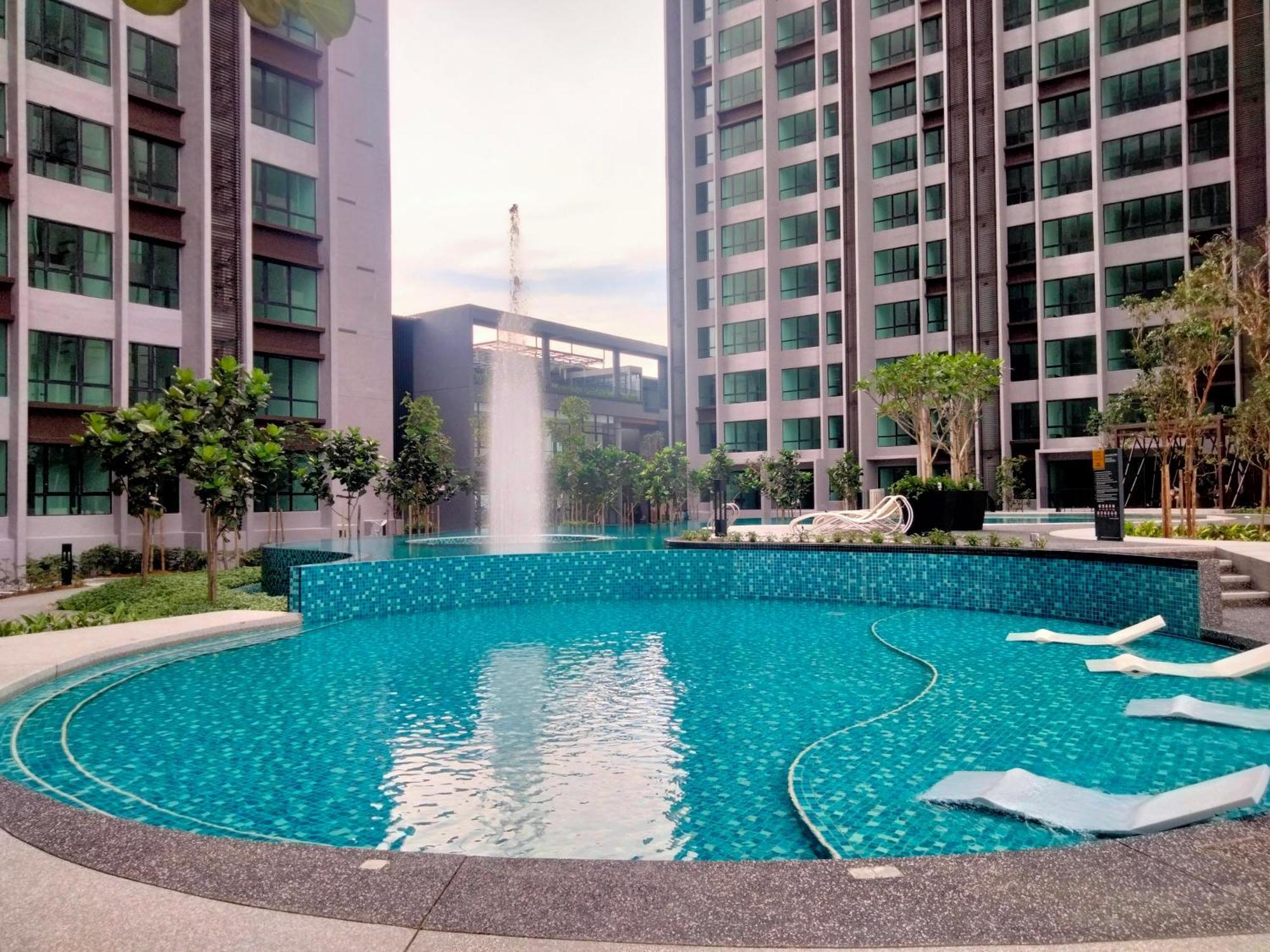 Bangsar South Botanical I Bed & Pillow Aparthotel *